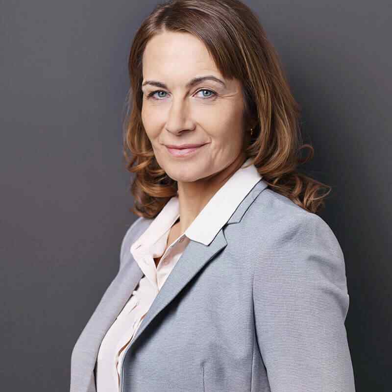 https://studiolegalesalciccia.it/wp-content/uploads/2019/10/inner_team_02.jpg